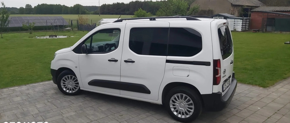 Toyota Proace City Verso cena 72900 przebieg: 65573, rok produkcji 2020 z Oborniki małe 497